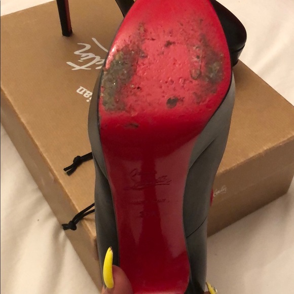 Christian louboutins size 37.5 - Picture 2 of 4